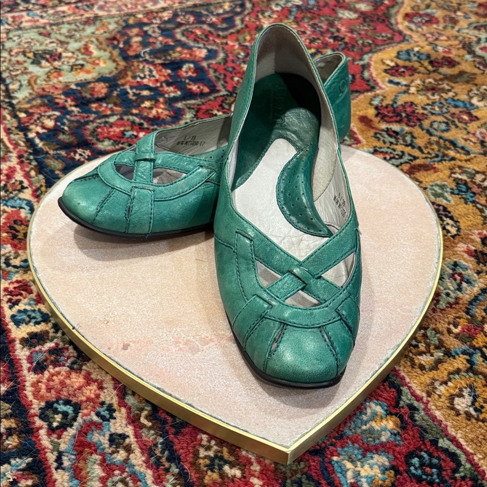 Born Green Leather Ballet Flats